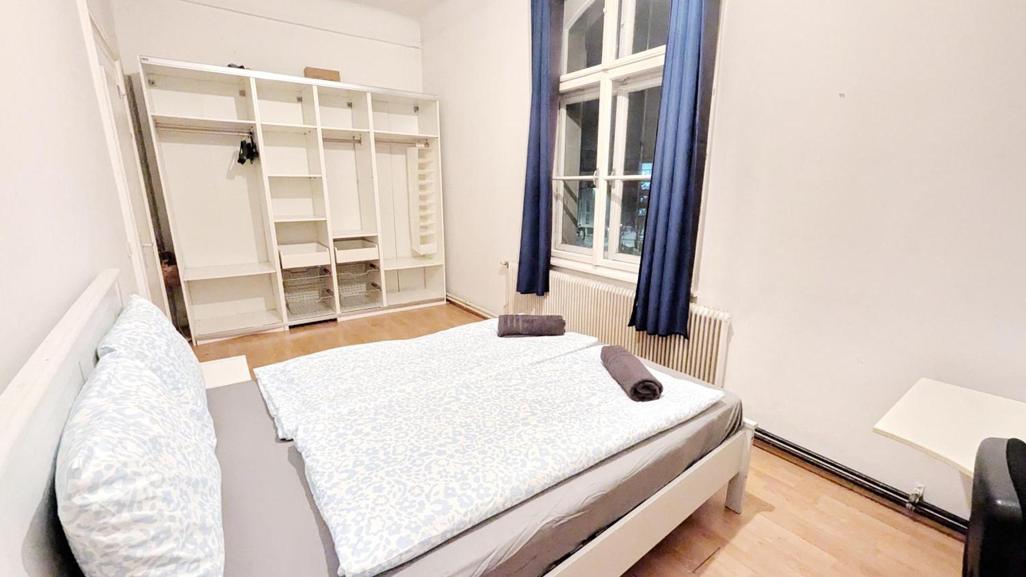 Apartamento Spacious For Group - 15 Min From Airport & Center, 5 Min From Main-bus Station Ez11